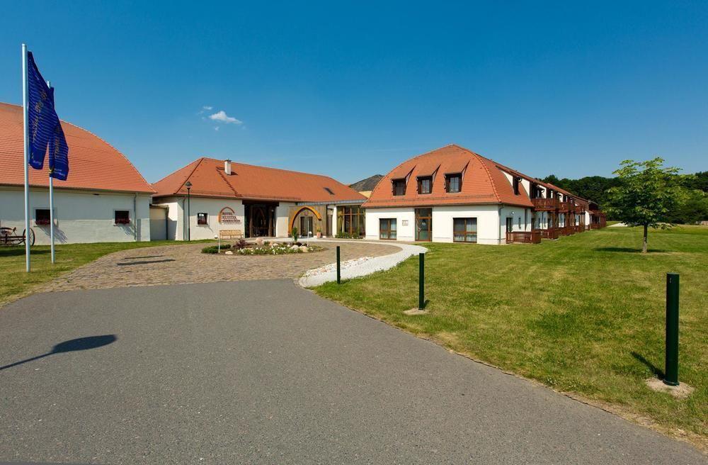 Gaestehaus Kloster Nimbschen Grimma Exterior photo